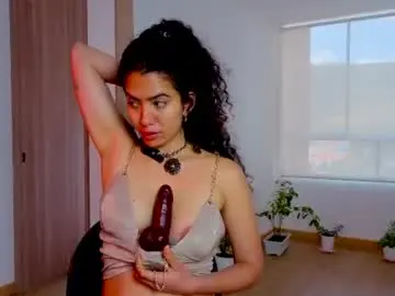 Chaturbate Free Live Porn of maithe_perroni