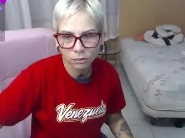 Chaturbate Live Porn of moon_cat85
