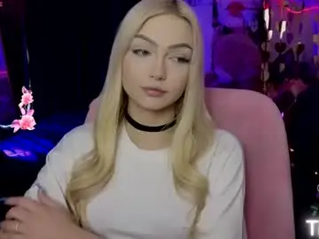 Chaturbate Live Sex Cam of linalirian