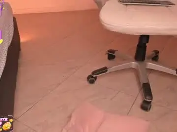 Chaturbate Watch Live Sex Cams of cherry_blond_