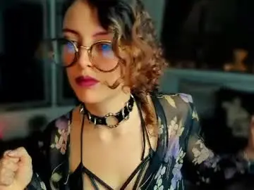 Chaturbate Sex Cam of heliconiavannucci