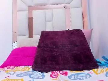 Chaturbate Best live sex cam show of lia_antonella69