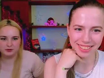 Chaturbate Live Sex Cam of lumi_soft
