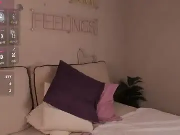 Chaturbate Free Porn Cam of miaa_hill