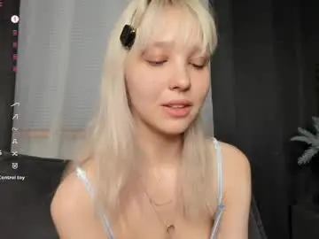 Chaturbate Free Porn Cam of _shiningstar