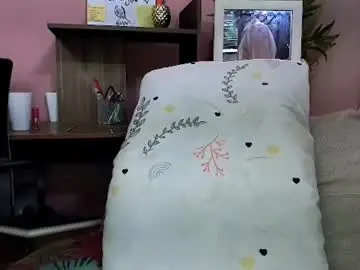 Chaturbate Nude Webcam of pineappleflipped