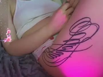 Chaturbate Live Sex Cam of emily__hamilton