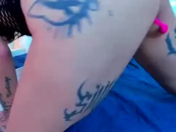 Chaturbate Sex Cam of mia_ellieth