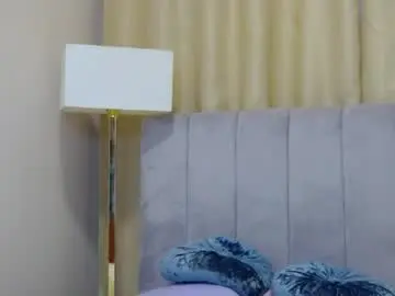 Chaturbate Nude Webcam of living_in_dreams