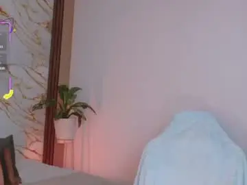 Chaturbate Free Live Porn of ahvi_ebony