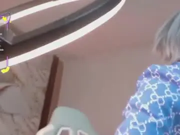 Chaturbate Sex Chat of ahvi_ebony