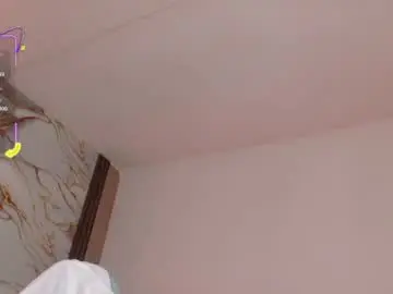 Chaturbate Adult Video Chat of ahvi_ebony