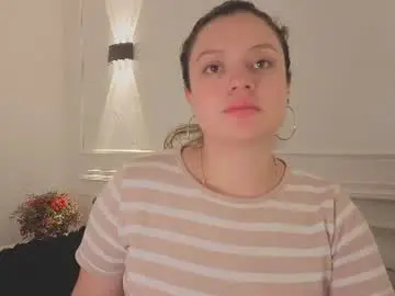 Chaturbate Live Sex Cam of giigii_hadidd