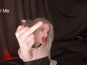 Chaturbate Best live sex cam show of waterfallwoods