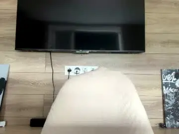 Chaturbate Watch Live Sex Cams of carolecronan