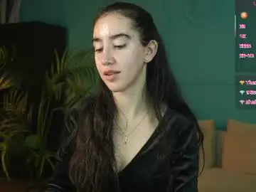Chaturbate Sex Cam of belle_via