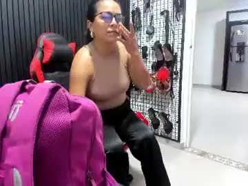 Chaturbate Best live sex cam show of mature_naughty_x