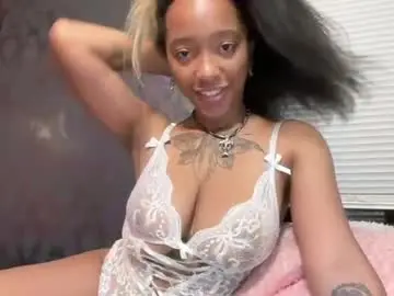 Chaturbate Adult Video Chat of empress_valoria