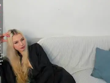 Chaturbate Live Sex Cam of karolina_brand