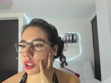 Chaturbate Live Porn of paulina_dossantos