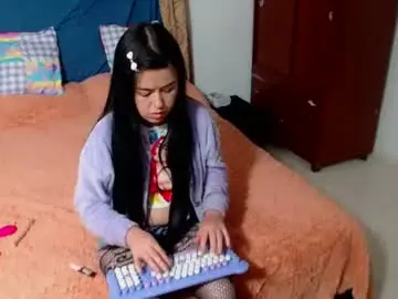 Chaturbate Adult Webcam of kitty_small69