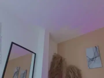 Chaturbate Live Sex Cam of clariss_brown