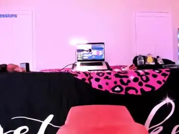 Chaturbate Adult Video Chat of naughtyobsessions