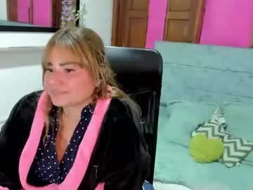 Chaturbate Best live sex cam show of julieta_star69