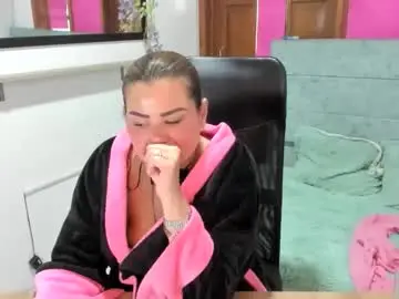 Chaturbate Live Sex of julieta_star69
