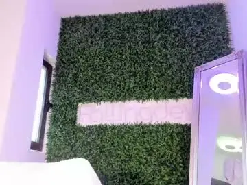 Chaturbate Free Porn Cam of hotfallingdevil