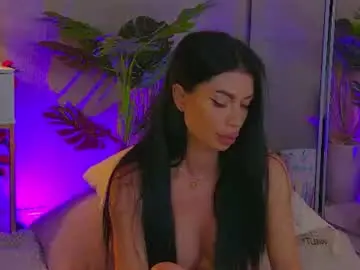 Chaturbate Free Live Porn of metishacaprice
