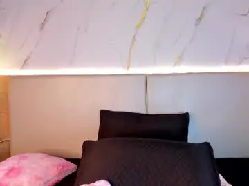 Chaturbate Best live sex cam show of aprilgrey111