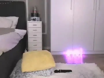 Chaturbate Live Sex Cam of reyablake
