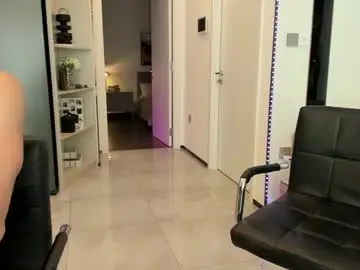 Chaturbate Live Sex Cam of emmykrist