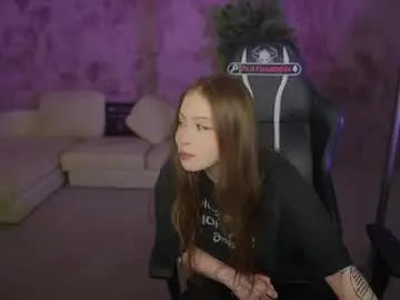 Chaturbate Nude Webcam of kira0541