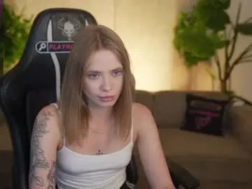 Chaturbate Sex Cam of kira0541