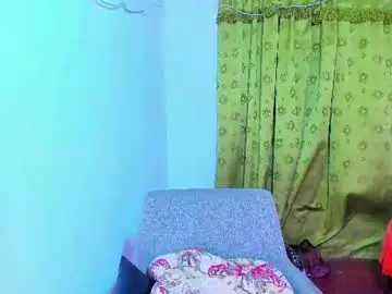 Chaturbate Live Sex Cam of squirt_dirty_anal