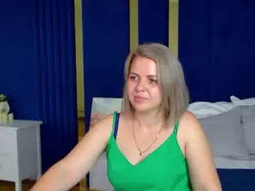 Chaturbate Free Porn Cam of adeleravelle