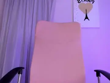 Chaturbate Live Sex Cam of isabella__shine
