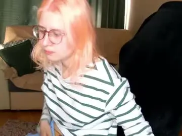 Chaturbate Sex Cam of lily_spark_