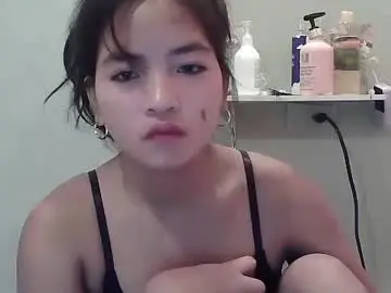 Chaturbate Live Sex Cam of sweet_morenaph