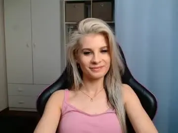 Chaturbate Free Porn Cam of kristineamore