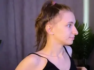 Chaturbate Live Sex Cam of _ash_leyy_