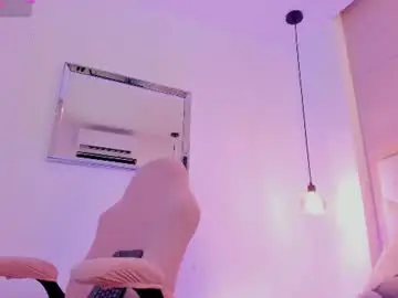 Chaturbate Sex Cam of io_chie_