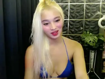 Chaturbate Live Sex Cam of hotty_lexa