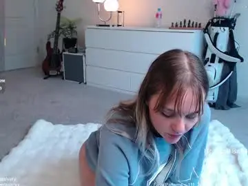 Chaturbate Live Porn of petitebrat