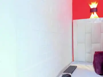 Chaturbate Live Porn of roxy_sexy69