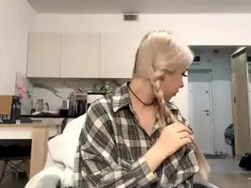 Chaturbate Live Sex Cam of kathlynchavez