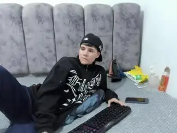 Chaturbate Sex Cam of bruno_cruz