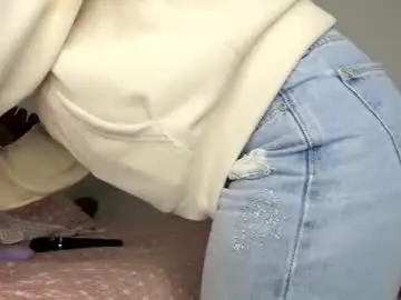 Chaturbate Live Sex Cam of hyunjooo